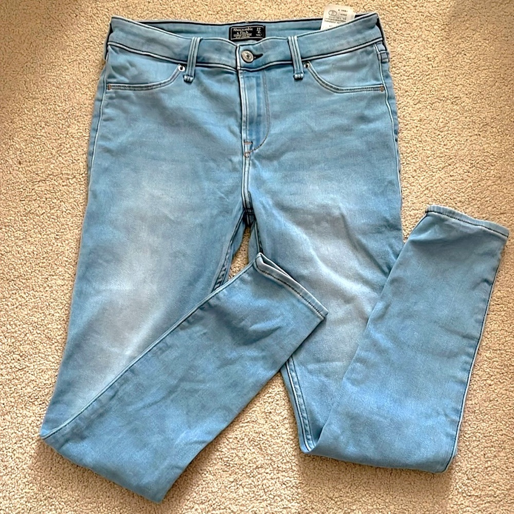 Abercrombie & Fitch Harper Low Rise Jeggings Size 27/4